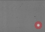 Standbild Die Bomber der neunten Luftwaffe treffen ständig auf rumänische Ölfelder Ploesti Ploesti Rumänien, 1944, aus Sekunde 1 historischem Filmmaterial Videoclip 65675056362