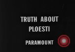 Standbild Die Bomber der neunten Luftwaffe treffen ständig auf rumänische Ölfelder Ploesti Ploesti Rumänien, 1944, aus Sekunde 4 historischem Filmmaterial Videoclip 65675056362