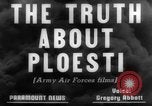 Standbild Die Bomber der neunten Luftwaffe treffen ständig auf rumänische Ölfelder Ploesti Ploesti Rumänien, 1944, aus Sekunde 10 historischem Filmmaterial Videoclip 65675056362