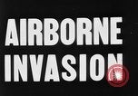 Standbild Airborne Invasion Manöver Vereinigtes Königreich, 1944, aus Sekunde 8 historischem Filmmaterial Videoclip 65675056363