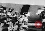Standbild Airborne Invasion Manöver Vereinigtes Königreich, 1944, aus Sekunde 50 historischem Filmmaterial Videoclip 65675056363