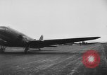 Standbild Airborne Invasion Manöver Vereinigtes Königreich, 1944, aus Sekunde 59 historischem Filmmaterial Videoclip 65675056363