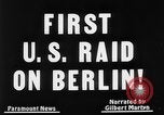 Image premier raid aérien par États-Unis Berlin Allemagne, 1944, de la seconde 5 séquences d'archives historiques vidéo 65675056364