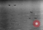 Image premier raid aérien par États-Unis Berlin Allemagne, 1944, de la seconde 38 séquences d'archives historiques vidéo 65675056364