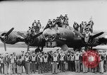 Image premier raid aérien par États-Unis Berlin Allemagne, 1944, de la seconde 53 séquences d'archives historiques vidéo 65675056364