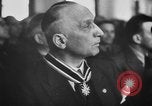 Standbild Adolf Hitler Deutschland, 1944, aus Sekunde 22 historischem Filmmaterial Videoclip 65675056375
