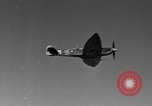 Immagine di Spitfire piano Regno Unito, 1944, secondo 25 filmato di repertorio 65675056383