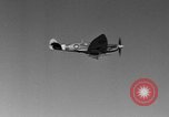 Immagine di Spitfire piano Regno Unito, 1944, secondo 40 filmato di repertorio 65675056383