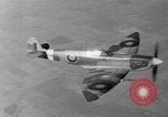 Immagine di British Spitfire piano Regno Unito, 1944, secondo 18 filmato di repertorio 65675056384