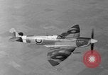 Immagine di British Spitfire piano Regno Unito, 1944, secondo 22 filmato di repertorio 65675056384