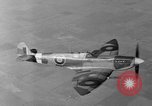 Immagine di British Spitfire piano Regno Unito, 1944, secondo 24 filmato di repertorio 65675056384