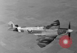 Immagine di British Spitfire piano Regno Unito, 1944, secondo 26 filmato di repertorio 65675056384