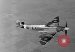 Immagine di British Spitfire piano Regno Unito, 1944, secondo 33 filmato di repertorio 65675056384