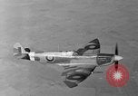 Immagine di British Spitfire piano Regno Unito, 1944, secondo 38 filmato di repertorio 65675056384