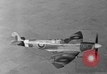 Immagine di British Spitfire piano Regno Unito, 1944, secondo 40 filmato di repertorio 65675056384
