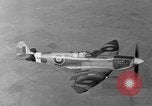 Immagine di British Spitfire piano Regno Unito, 1944, secondo 42 filmato di repertorio 65675056384