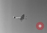 Immagine di British Spitfire piano Regno Unito, 1944, secondo 61 filmato di repertorio 65675056384
