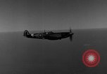Immagine di British Spitfire piano Regno Unito, 1944, secondo 15 filmato di repertorio 65675056385