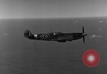 Immagine di British Spitfire piano Regno Unito, 1944, secondo 29 filmato di repertorio 65675056385