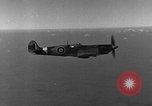 Immagine di British Spitfire piano Regno Unito, 1944, secondo 33 filmato di repertorio 65675056385