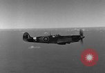 Immagine di British Spitfire piano Regno Unito, 1944, secondo 35 filmato di repertorio 65675056385