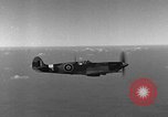 Immagine di British Spitfire piano Regno Unito, 1944, secondo 37 filmato di repertorio 65675056385