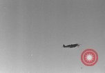 Immagine di British Spitfire piano Regno Unito, 1944, secondo 60 filmato di repertorio 65675056385
