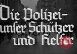 Standbild Berliner Polizei Berlin Deutschland, 1919, aus Sekunde 9 historischem Filmmaterial Videoclip 65675056393
