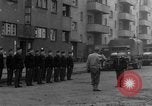 Image La Police militaire Cologne Allemagne, 1945, de la seconde 24 séquences d'archives historiques vidéo 65675056399