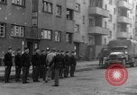 Image La Police militaire Cologne Allemagne, 1945, de la seconde 30 séquences d'archives historiques vidéo 65675056399