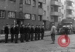 Image La Police militaire Cologne Allemagne, 1945, de la seconde 44 séquences d'archives historiques vidéo 65675056399