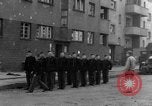 Image La Police militaire Cologne Allemagne, 1945, de la seconde 52 séquences d'archives historiques vidéo 65675056399