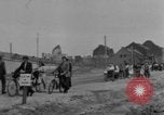 Immagine di Civili ponte trasversale Colonia Germania, 1945, secondo 17 filmato di repertorio 65675056416