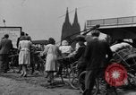 Immagine di Civili ponte trasversale Colonia Germania, 1945, secondo 36 filmato di repertorio 65675056416