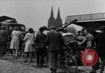 Immagine di Civili ponte trasversale Colonia Germania, 1945, secondo 39 filmato di repertorio 65675056416