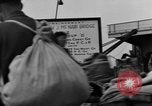 Immagine di Civili ponte trasversale Colonia Germania, 1945, secondo 55 filmato di repertorio 65675056416