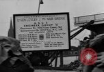 Immagine di Civili ponte trasversale Colonia Germania, 1945, secondo 60 filmato di repertorio 65675056416