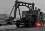 Immagine di Leslie generale J McNair bridge Colonia Germania, 1945, secondo 10 filmato di repertorio 65675056418