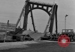 Immagine di Leslie generale J McNair bridge Colonia Germania, 1945, secondo 14 filmato di repertorio 65675056418