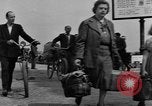 Immagine di Leslie generale J McNair bridge Colonia Germania, 1945, secondo 43 filmato di repertorio 65675056418
