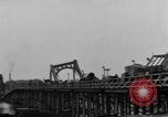 Immagine di Leslie generale J McNair bridge Colonia Germania, 1945, secondo 33 filmato di repertorio 65675056420