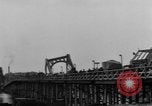 Immagine di Leslie generale J McNair bridge Colonia Germania, 1945, secondo 38 filmato di repertorio 65675056420