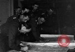 Standbild deutsche Kapitulation Haar Deutschland, 1945, aus Sekunde 7 historischem Filmmaterial Videoclip 65675056429