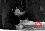 Standbild deutsche Kapitulation Haar Deutschland, 1945, aus Sekunde 19 historischem Filmmaterial Videoclip 65675056429