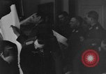 Standbild deutsche Kapitulation Haar Deutschland, 1945, aus Sekunde 30 historischem Filmmaterial Videoclip 65675056429
