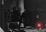 Standbild deutsche Kapitulation Haar Deutschland, 1945, aus Sekunde 6 historischem Filmmaterial Videoclip 65675056430