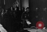 Standbild deutsche Kapitulation Haar Deutschland, 1945, aus Sekunde 21 historischem Filmmaterial Videoclip 65675056430