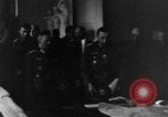 Standbild deutsche Kapitulation Haar Deutschland, 1945, aus Sekunde 22 historischem Filmmaterial Videoclip 65675056430