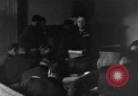 Standbild deutsche Kapitulation Haar Deutschland, 1945, aus Sekunde 27 historischem Filmmaterial Videoclip 65675056430