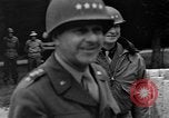 Standbild deutsche Kapitulation Haar Deutschland, 1945, aus Sekunde 6 historischem Filmmaterial Videoclip 65675056431